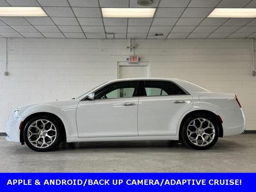 2017 Chrysler 300C Platinum