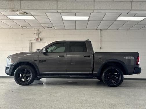 2019 RAM 1500 Classic Warlock Crew Cab 4x4 5'7' Box