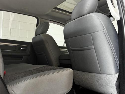 2019 RAM 1500 Classic Warlock Crew Cab 4x4 5'7' Box