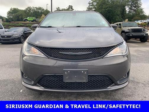 2020 Chrysler Pacifica Touring-L Plus