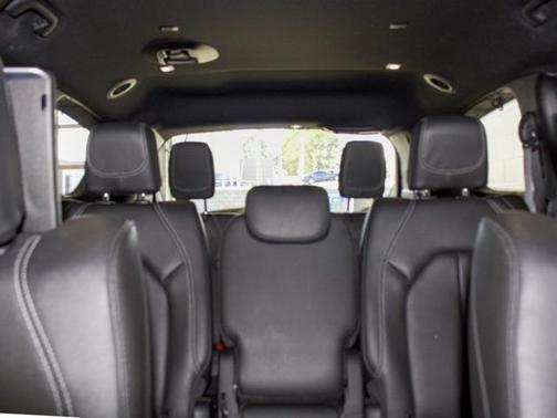 2020 Chrysler Pacifica Touring-L Plus