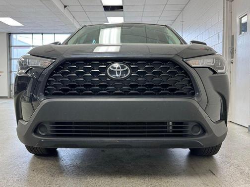 Jet Black 2023 Toyota Corolla Cross L