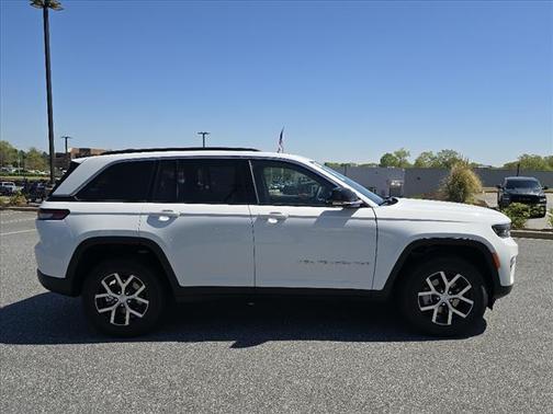 2025 Jeep Grand Cherokee Limited X