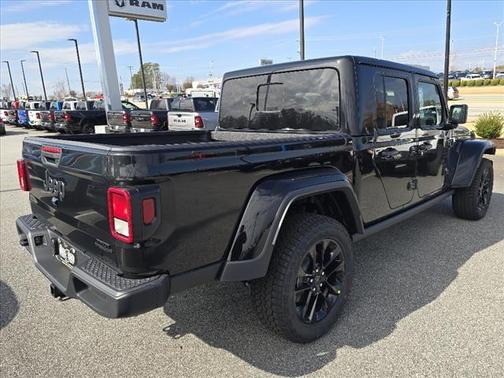 2025 Jeep Gladiator Nighthawk