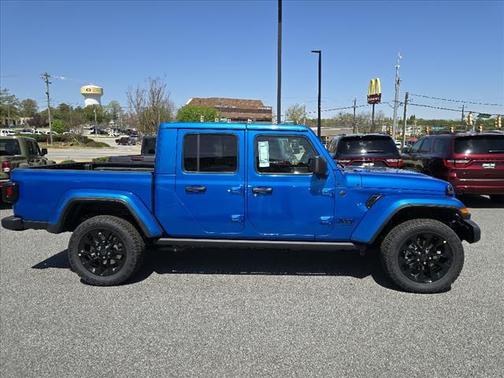 2025 Jeep Gladiator Nighthawk
