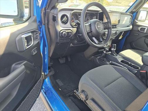 2025 Jeep Gladiator Nighthawk