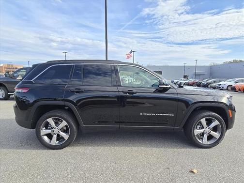 2025 Jeep Grand Cherokee Limited X
