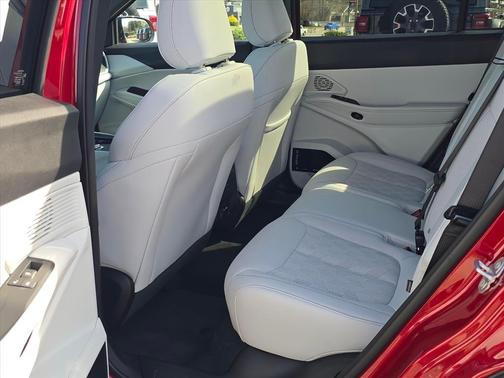 Red Hot Pearlcoat 2026 Jeep Cherokee Overland