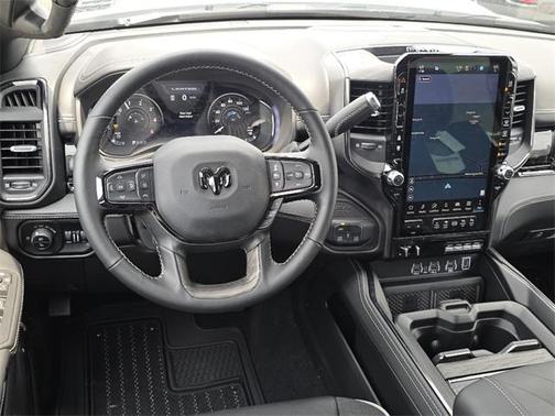 2025 RAM 2500 Limited Crew Cab 4x4 6'4' Box
