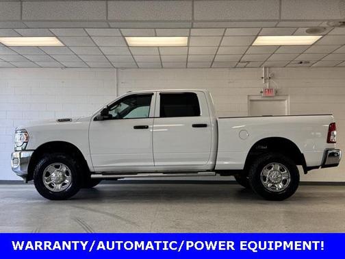 2021 RAM 2500 Tradesman Crew Cab 4x4 6'4' Box
