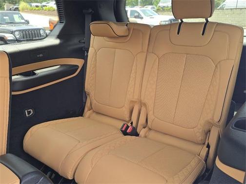 2025 Jeep Grand Cherokee L Summit Reserve