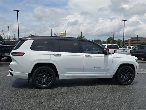 2025 Jeep Grand Cherokee L Summit Reserve