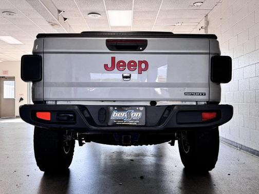 2020 Jeep Gladiator Sport S