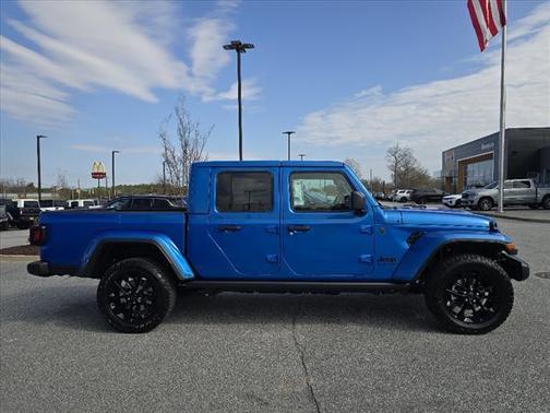 2025 Jeep Gladiator Nighthawk