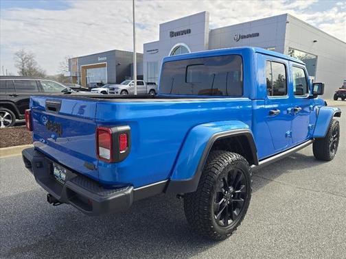 2025 Jeep Gladiator Nighthawk
