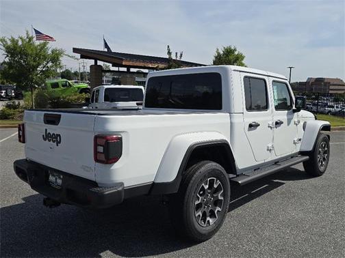 2025 Jeep Gladiator Sport S
