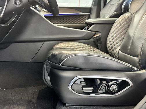 2022 Jeep Grand Cherokee 4xe Summit