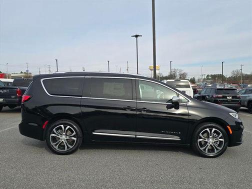 2026 Chrysler Pacifica L