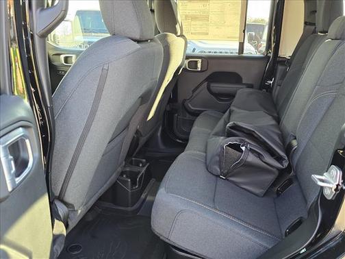 2026 Jeep Gladiator Willys