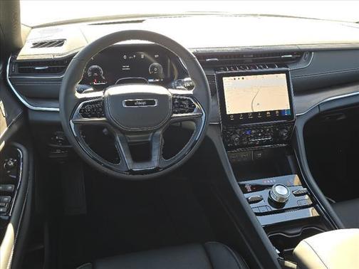 2025 Jeep Grand Cherokee Overland