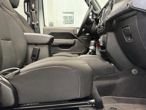 2023 Jeep Wrangler 4xe Base