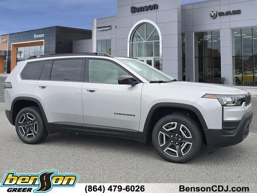 Silver Zynith Clearcoat 2026 Jeep Cherokee Laredo 4x4