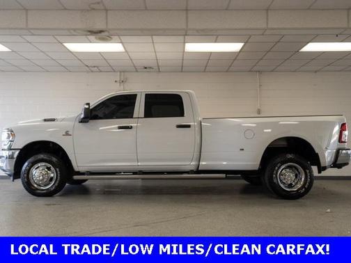 2024 RAM 3500 Tradesman Crew Cab 4x4 8' Box