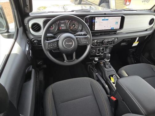 2025 Jeep Gladiator Nighthawk