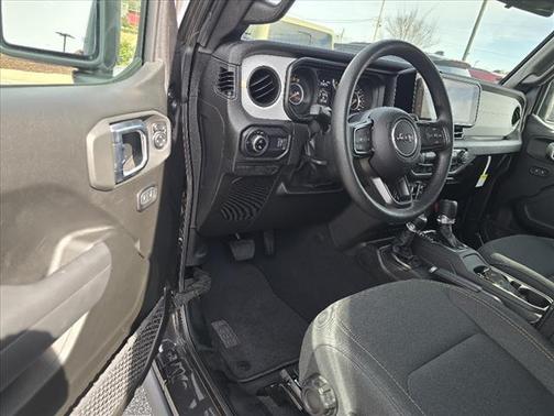 2025 Jeep Gladiator Nighthawk