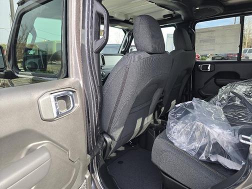 2025 Jeep Gladiator Nighthawk