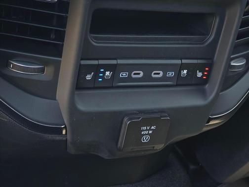 Molten Red Pearlcoat 2026 RAM 1500 RHO Crew Cab 4x4 5'7' Box