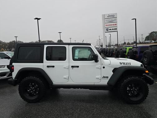 Bright White Clearcoat 2026 Jeep Wrangler Willys