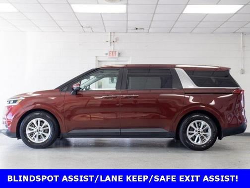 2022 Kia Carnival LXS