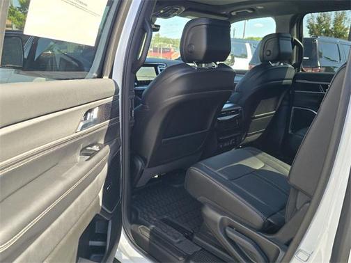 2025 Jeep Wagoneer Series II Overland 4x4