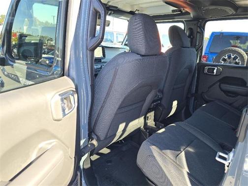 2026 Jeep Gladiator Willys