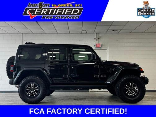 Black Clearcoat 2024 Jeep Wrangler Rubicon