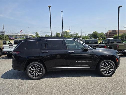 2025 Jeep Grand Cherokee L Summit Reserve