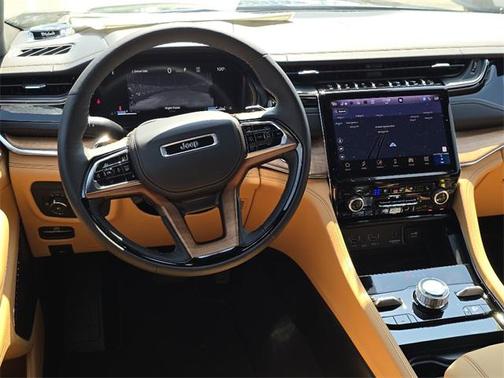 2025 Jeep Grand Cherokee L Summit Reserve