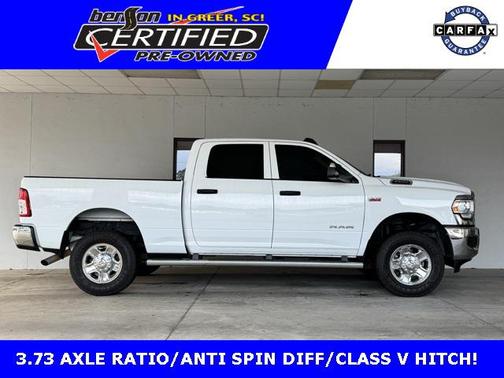 2022 RAM 2500 Tradesman Crew Cab 4x4 6'4' Box