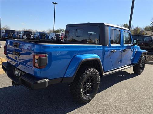 2026 Jeep Gladiator Willys