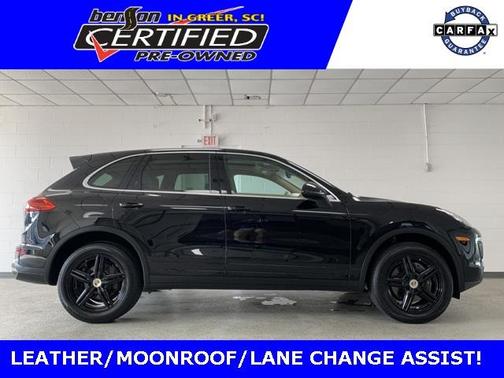 Photo 1 of 23 of 2016 Porsche Cayenne Base