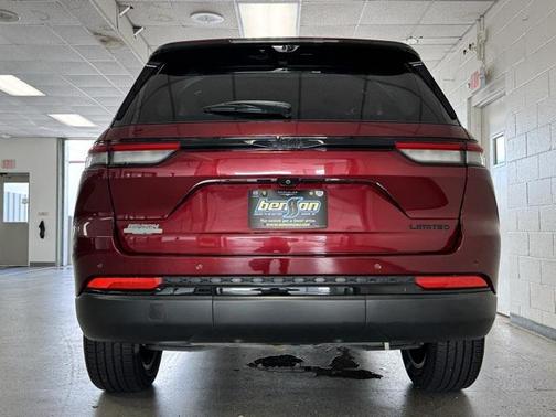 2023 Jeep Grand Cherokee Limited X