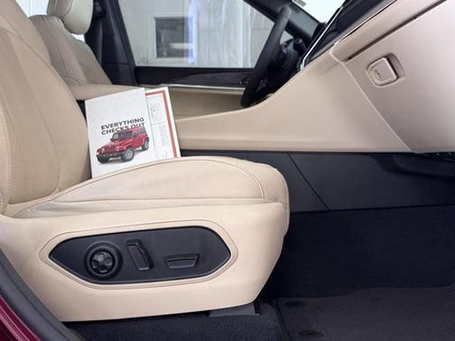 2023 Jeep Grand Cherokee Limited X