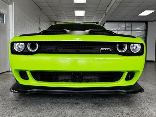 Sublime Metallic Clearcoat 2023 Dodge Challenger SRT Hellcat