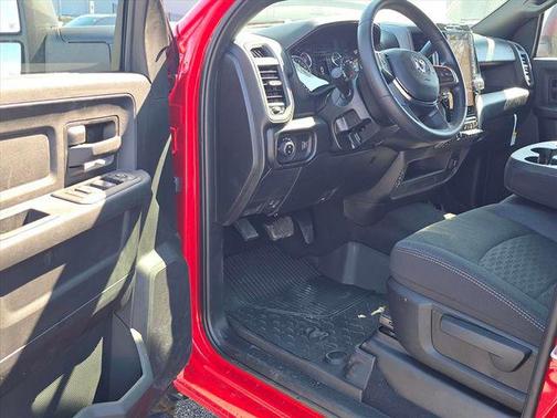 2026 RAM 2500 Tradesman Crew Cab 4x4 6'4' Box