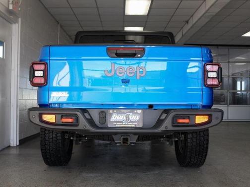 2023 Jeep Gladiator Mojave 4x4