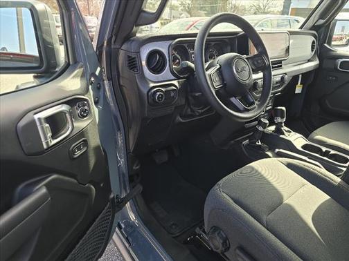 2025 Jeep Gladiator Nighthawk