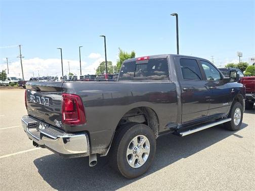 2025 RAM 2500 Big Horn Crew Cab 4x4 6'4' Box