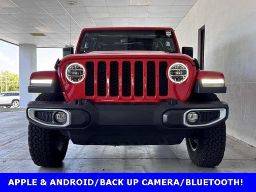 2022 Jeep Gladiator Sport S