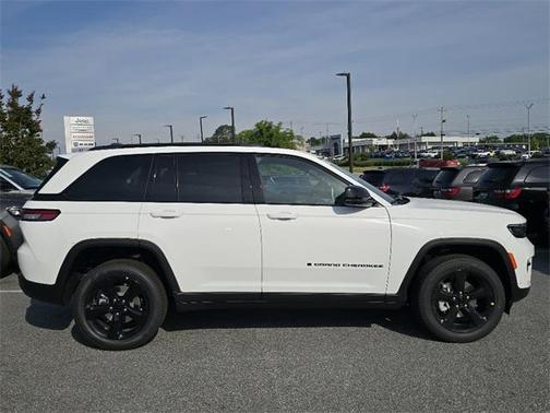 2025 Jeep Grand Cherokee Limited X